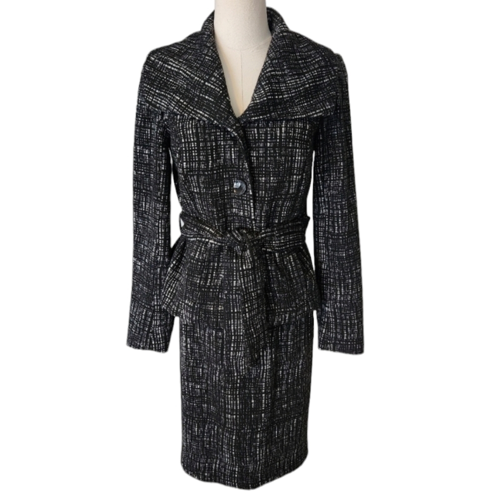 Willi Smith Black and white Skirt Suit - Size Small